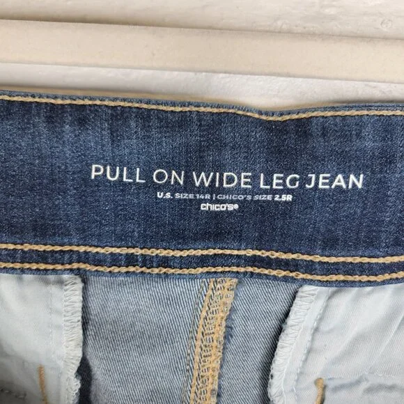 Chico's Women's Size 14 Jeans Pull On Wide Leg - Picture 3 of 4